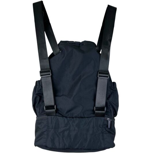 Beyond Yoga Black Convertible Gym Bag Backpack Crossbody Travel - Picture 3 of 13